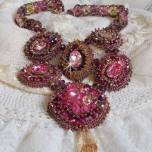 Crystal Majestic Haute-Couture Plastron-Halskette mit Cabochons, Swarovski-Kristall-Tops, Glasperlen und Rocailles in hoher Qualität